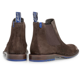 Dark brown suede Chelsea boot