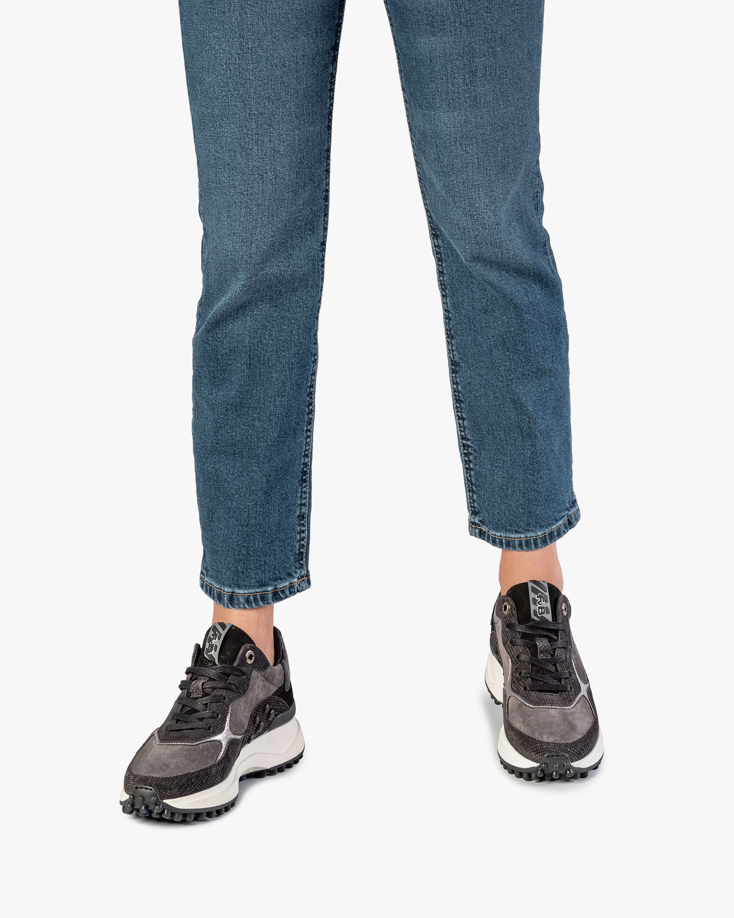 Black suede leather sneaker SFW-10045-10-02 | Floris van Bommel Women®