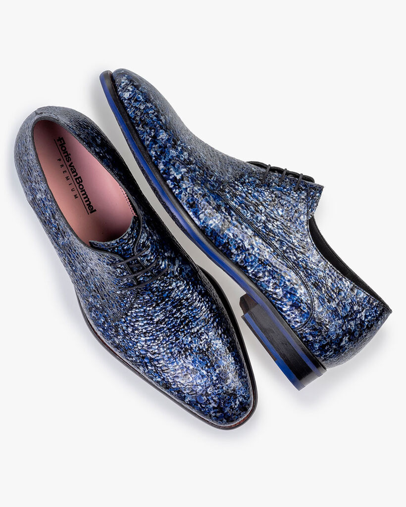 Lace shoe metallic print blue