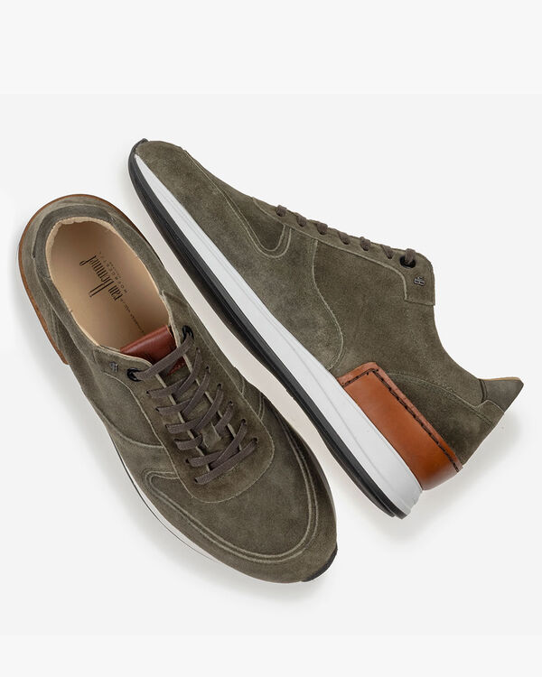 Sneaker green suede leather