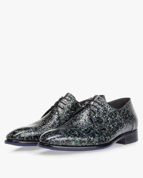 Lace shoe metallic print green