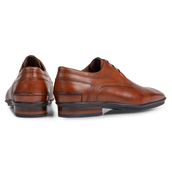 Lace shoe leather cognac