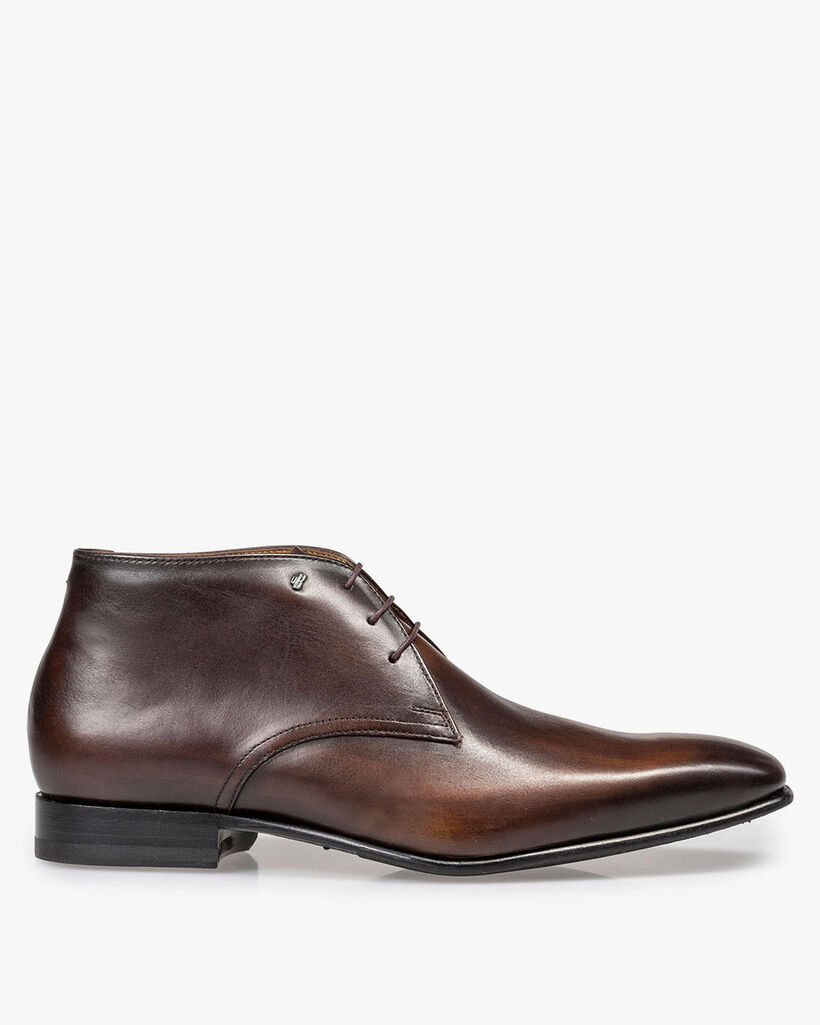 Dark brown calf leather lace shoe