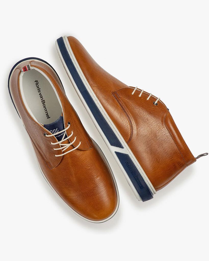 Cognac-coloured lace boot