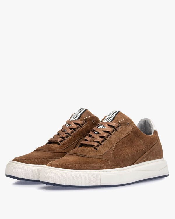 Sneaker suede leather cognac