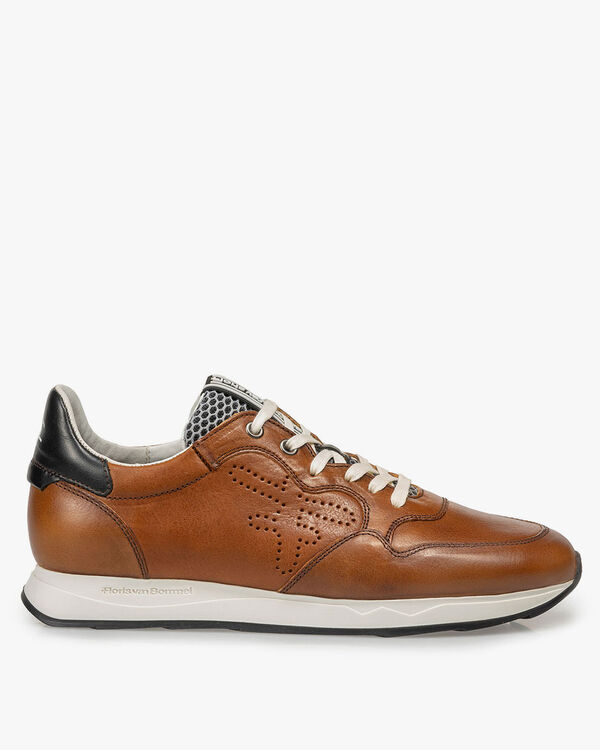 Cognac-coloured calf leather sneaker