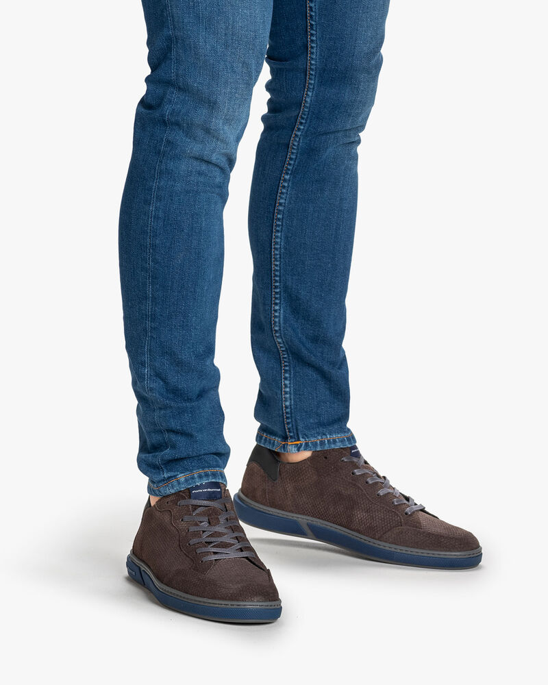 Sneaker leather dark brown