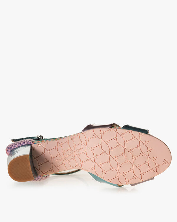 Sandal patent leather light blue