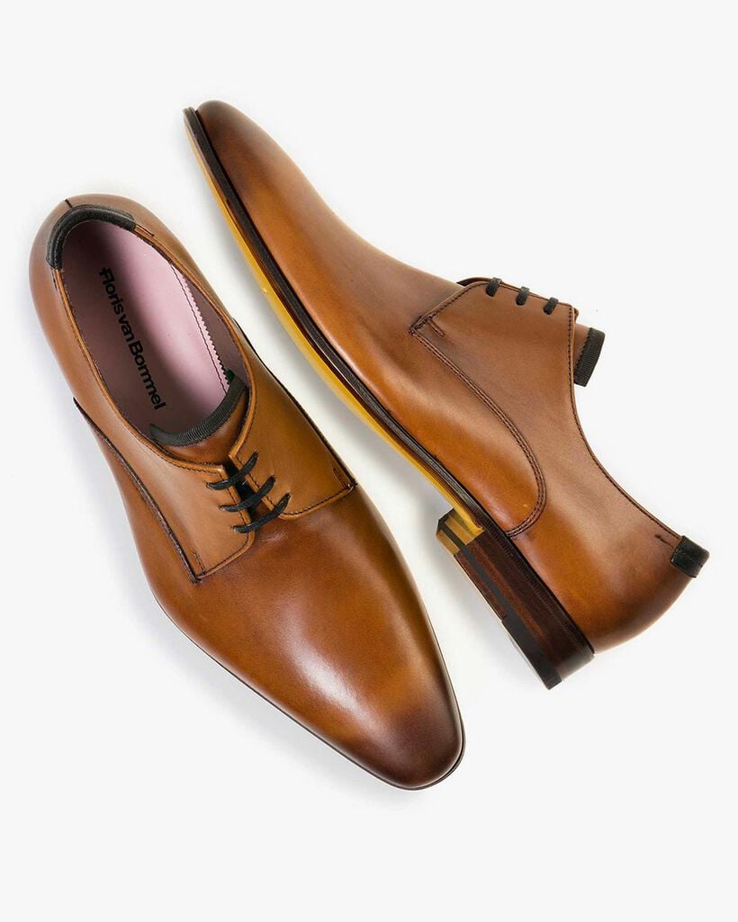 Lace shoe calf leather cognac