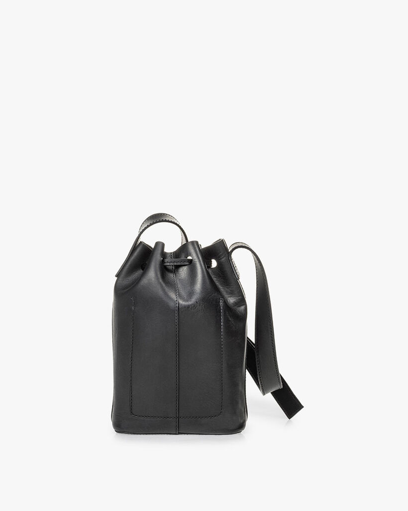 Bucket bag calf leather black