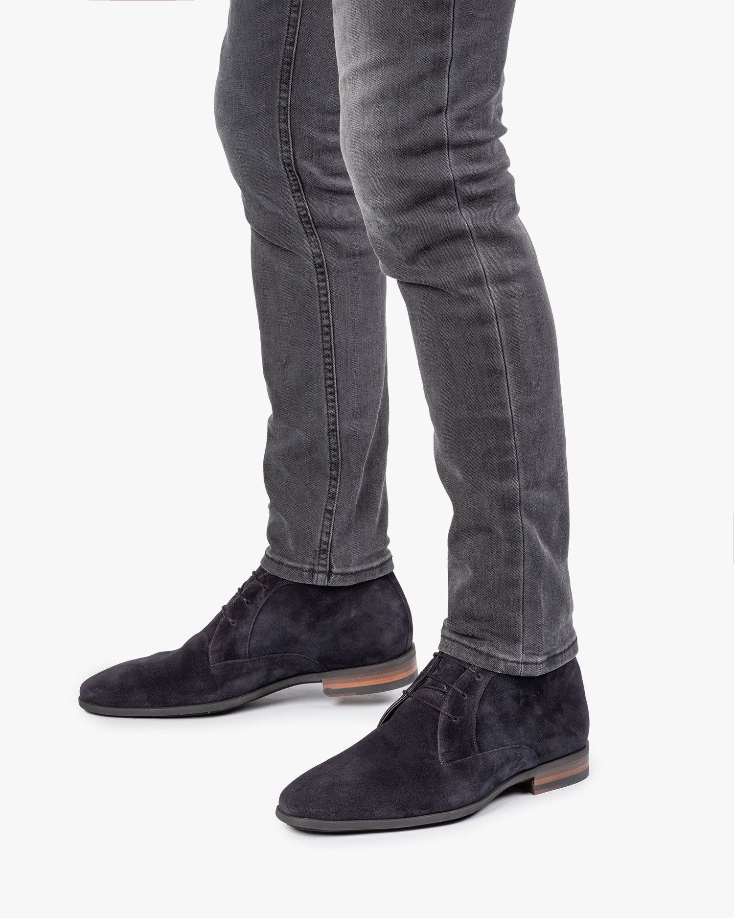 Van best sale bommel chelsea