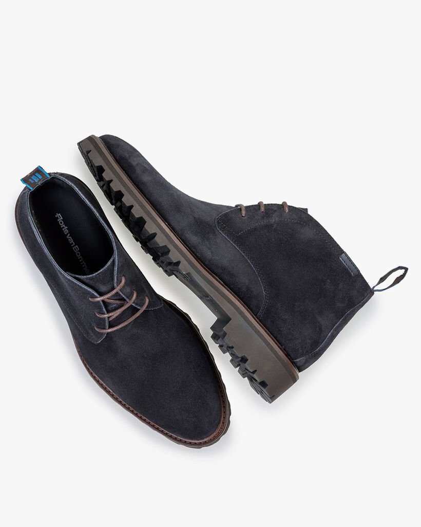 Lace boot suede black