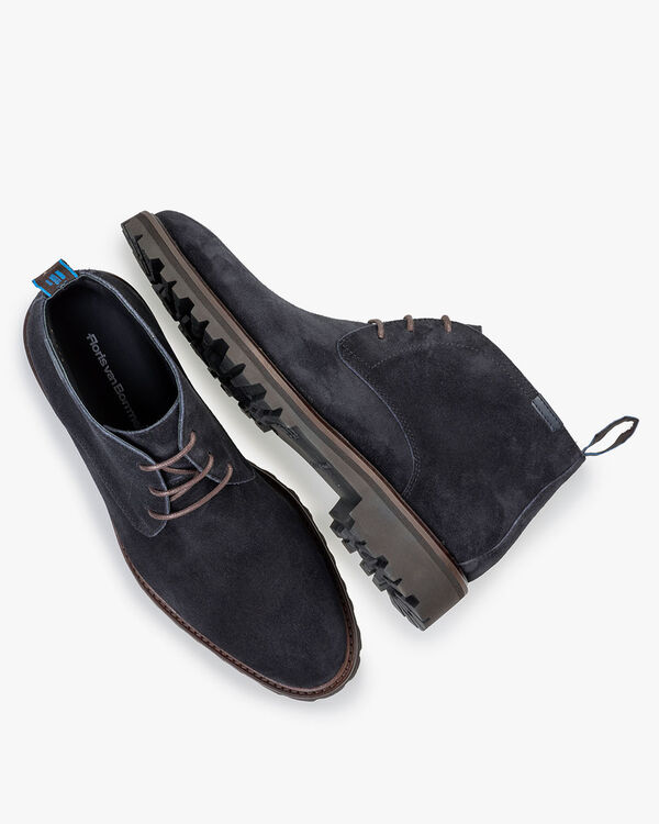 Lace boot suede black