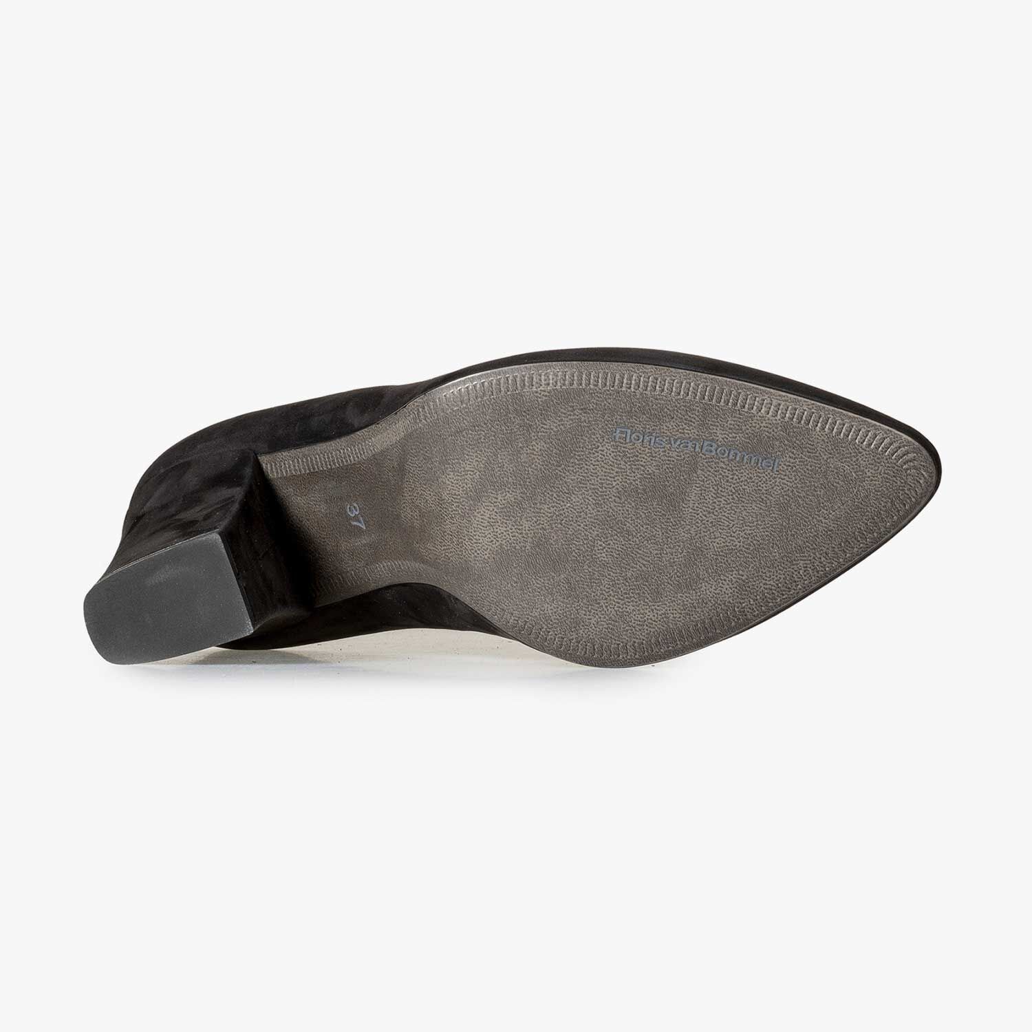 Nubuck leather high heels with pointed toe – black – 85508