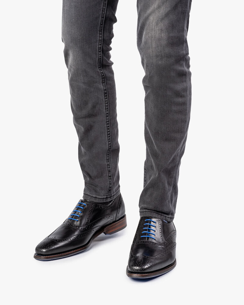 Lace shoe calf leather black