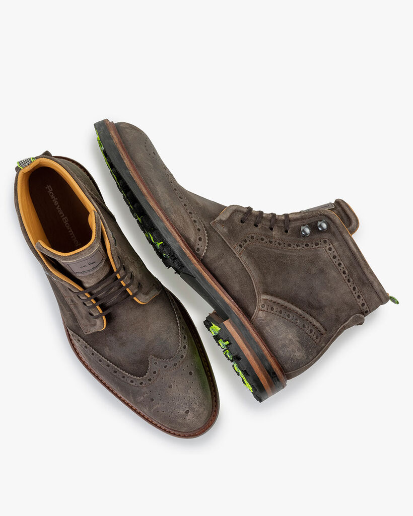 Lace boot suede taupe