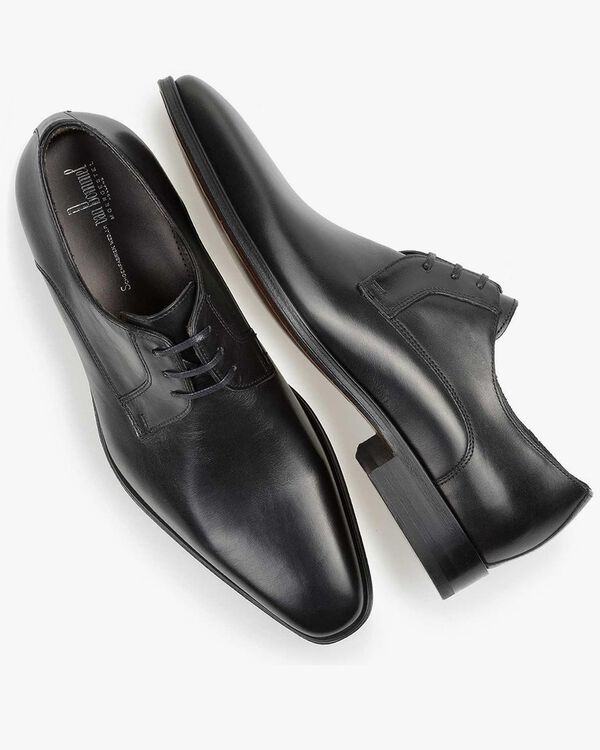 Lace shoe calf leather black