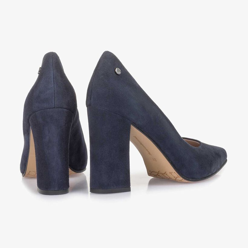 Dark blue suede leather pumps