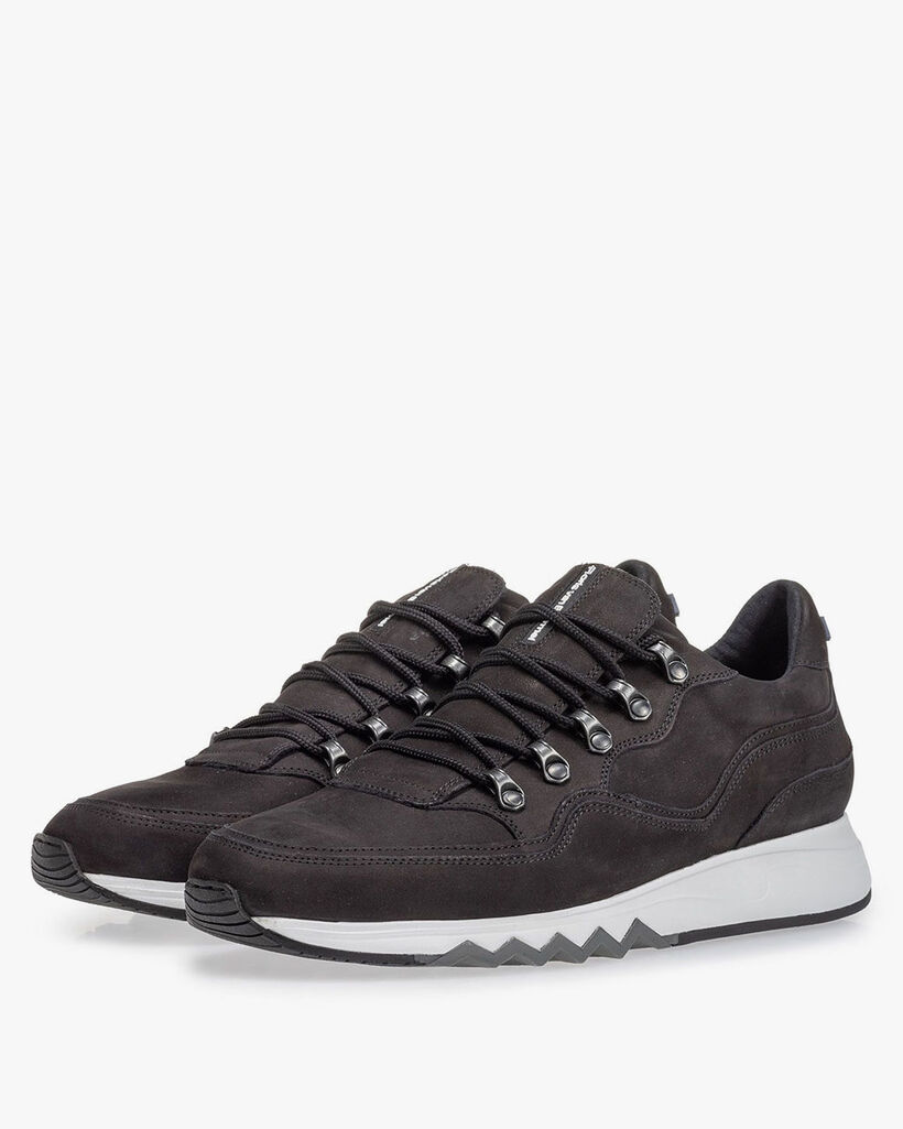 Sneaker black nubuck