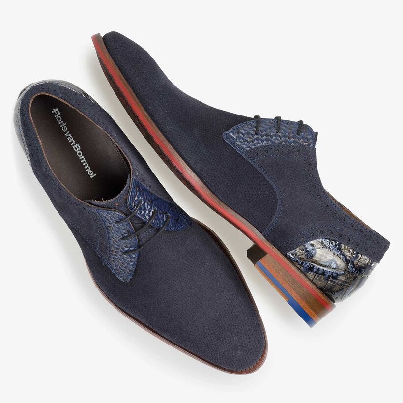 Blue printed suede leather lace shoe