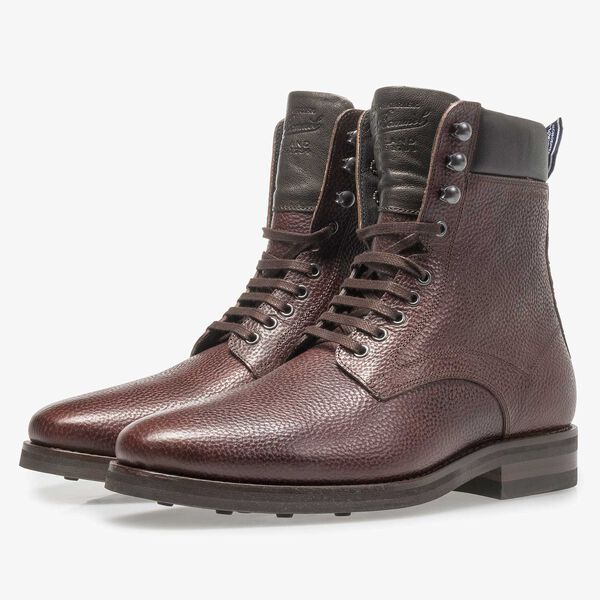 Dark brown calf leather lace boot with light structure
