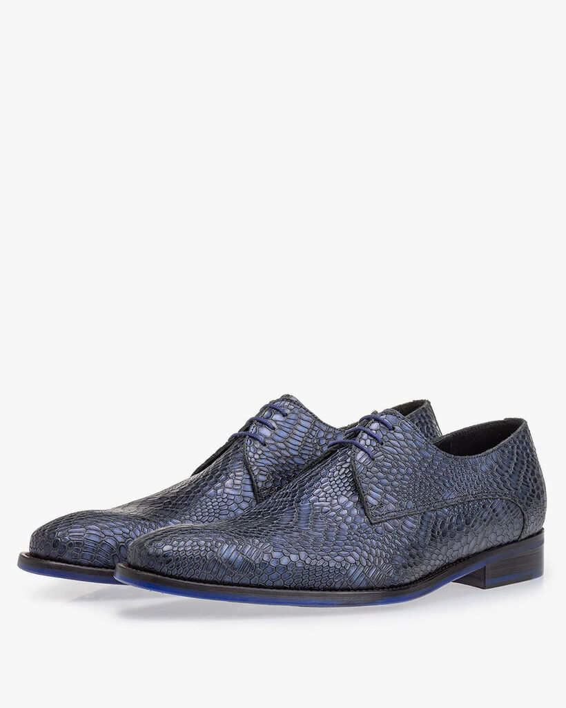 Lace shoe metallic blue