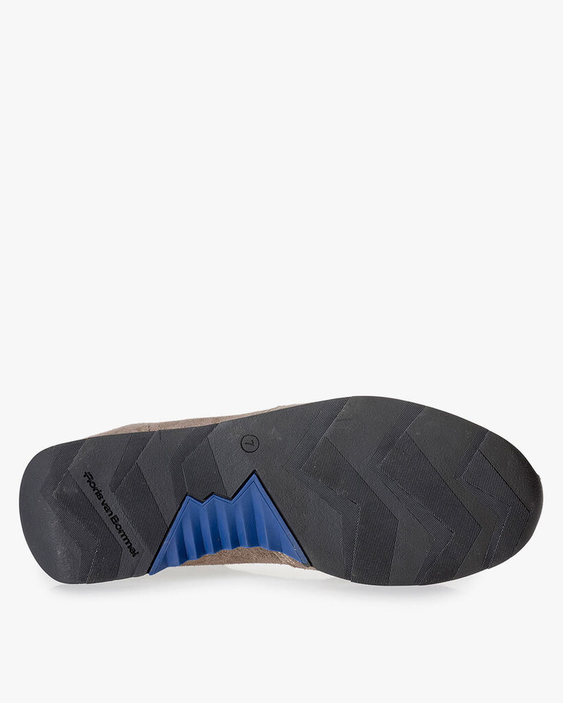 Taupe-coloured suede leather sneaker