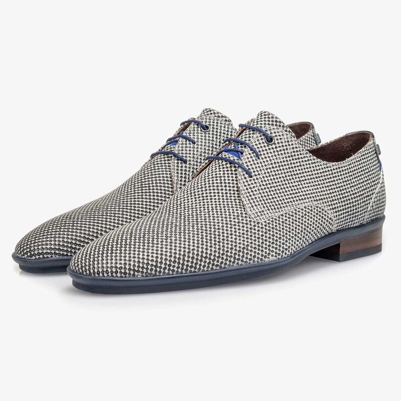 Light grey suede leather lace shoe with a mini print