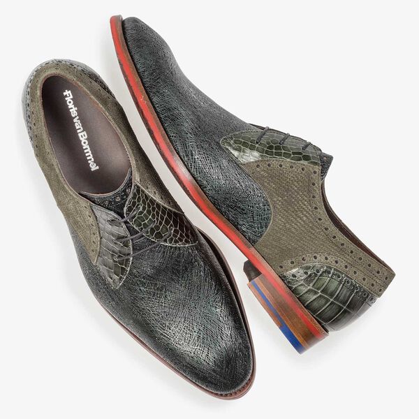 Dark green leather lace shoe with metallic print