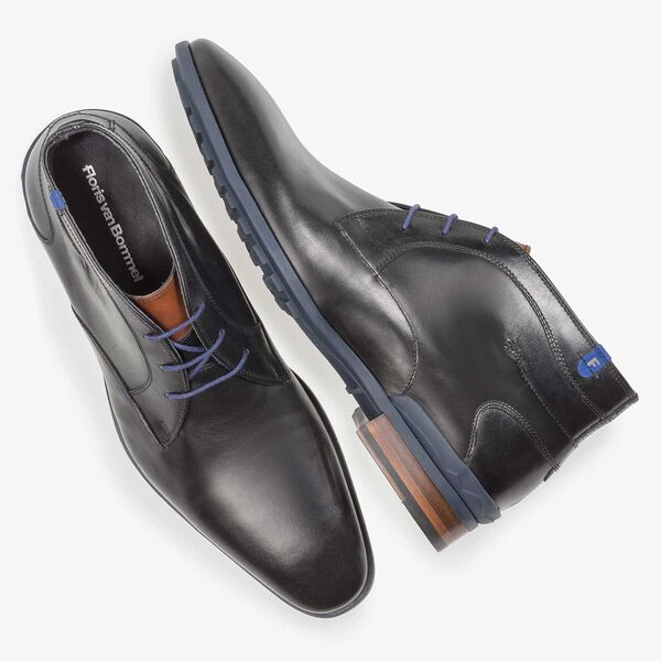Black calf leather lace boot