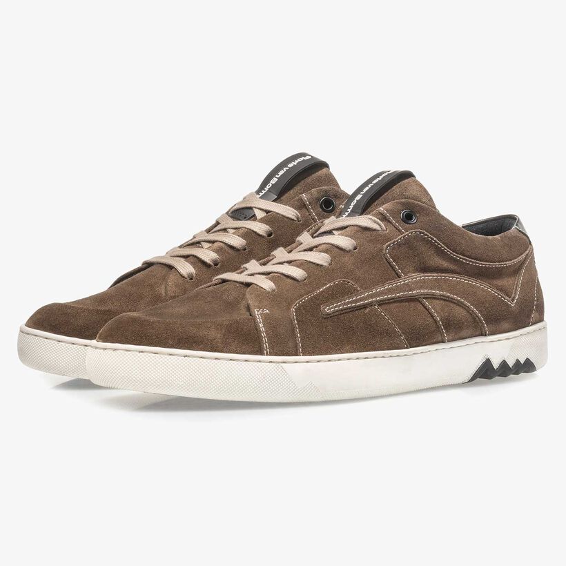 Dark taupe-coloured suede leather lace shoe