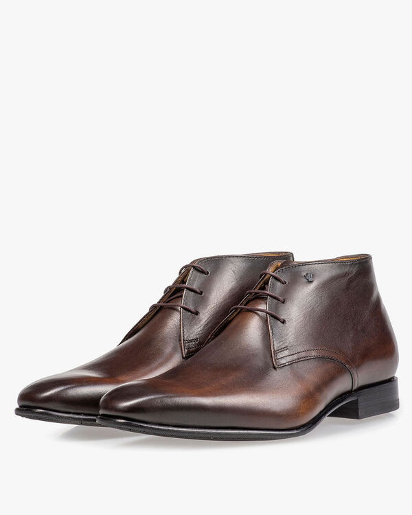 Dark brown calf leather lace shoe
