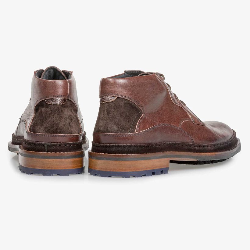 Red-brown calf leather boot