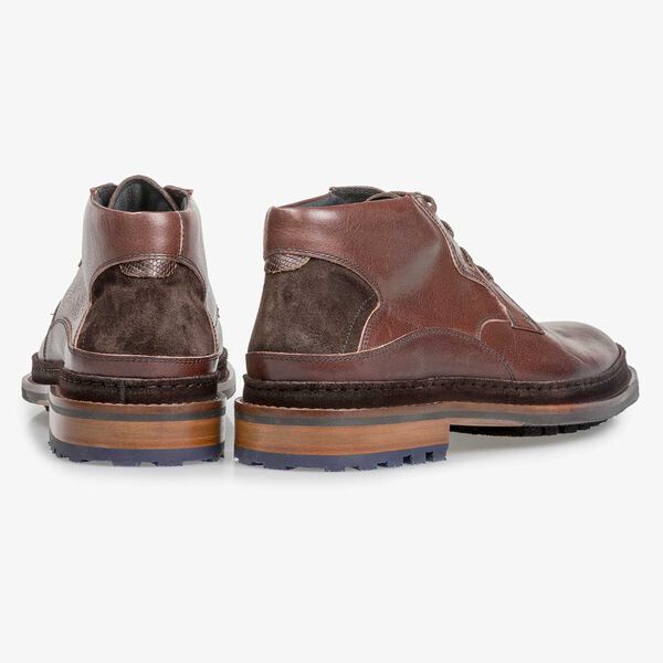 Red-brown calf leather boot