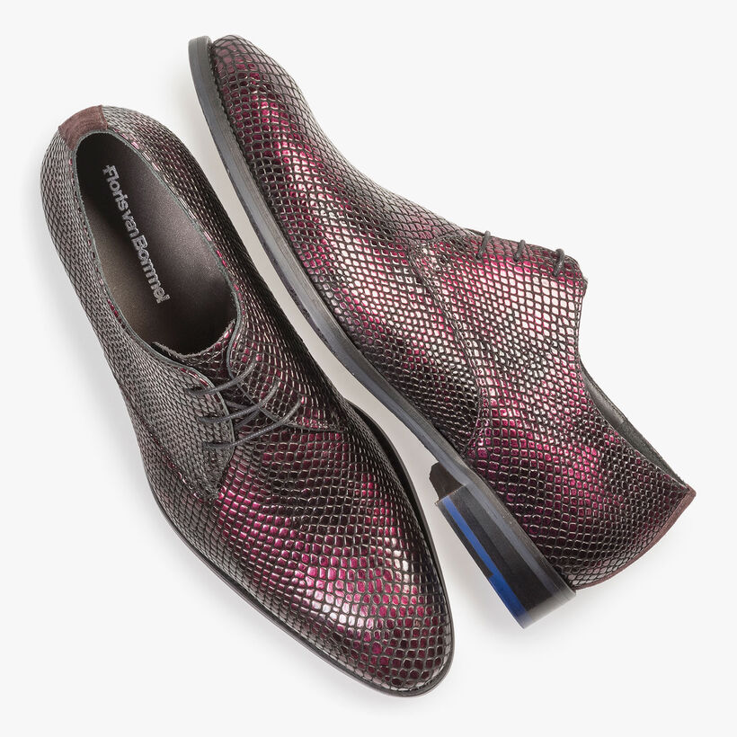 Red printed patent leather lace shoe