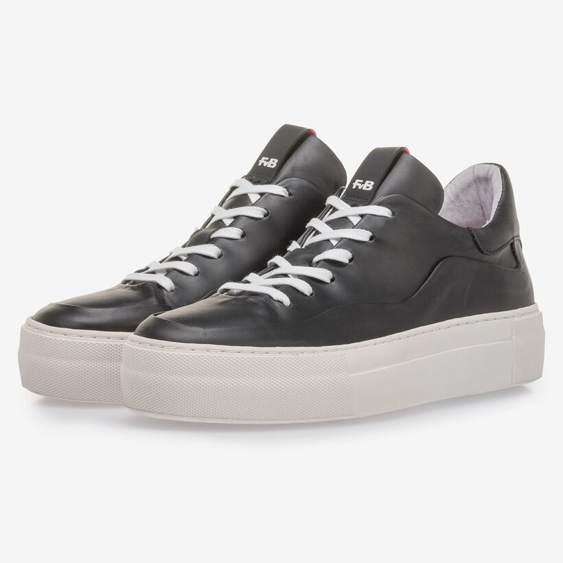 Black calf leather sneaker