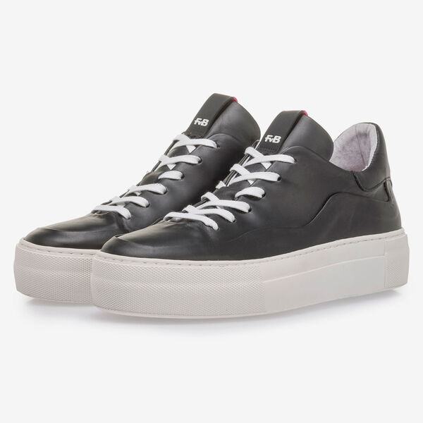 Black calf leather sneaker
