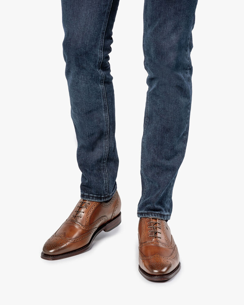 Dark cognac-coloured calf leather brogue