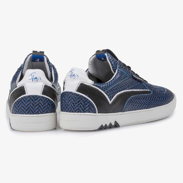Blue leather sneaker with a herringbone pattern