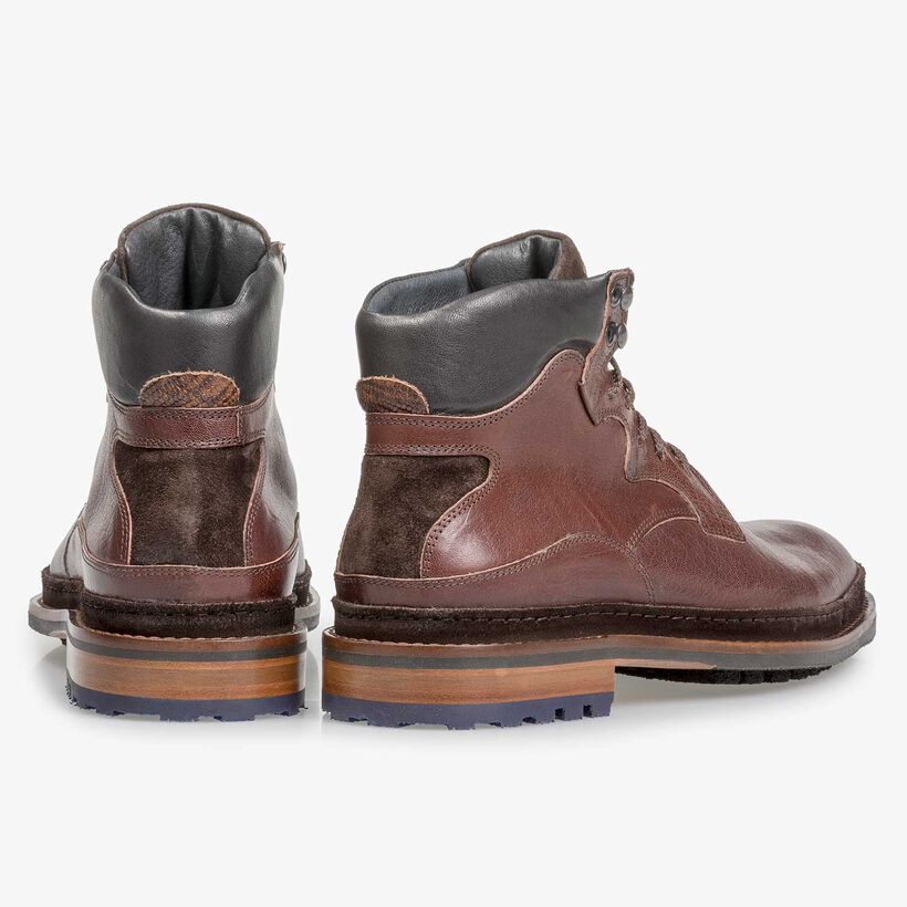 Red-brown calf leather boot