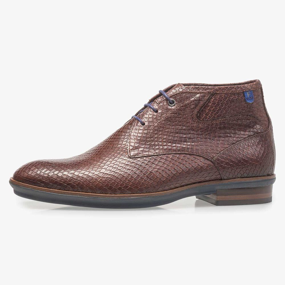 Leather laceboot with rubber sole