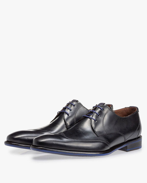 Lace shoe black calf leather