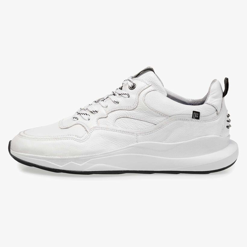 White calf leather sneaker with fine texture