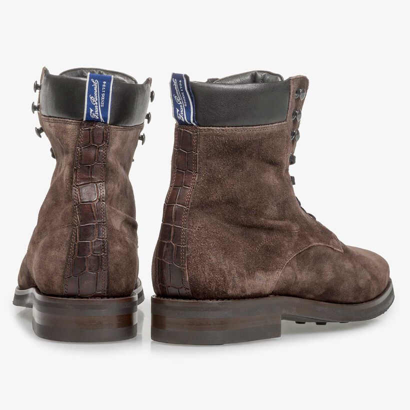 Dark brown suede lace boot