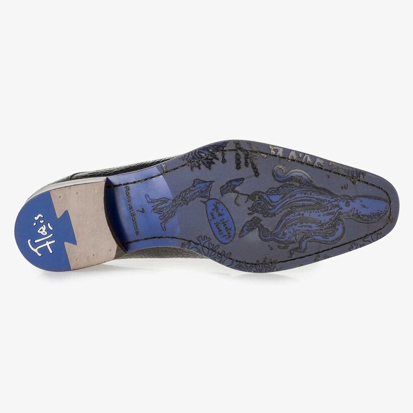 Blue leather lace shoe with croco print