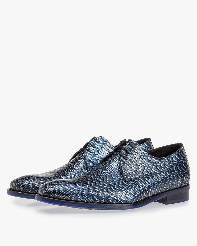 Lace shoe metallic blue