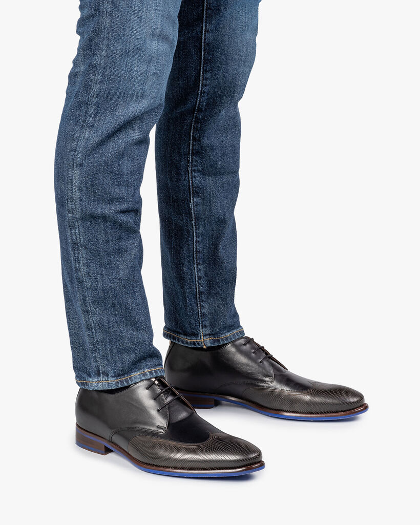Lace shoe calf leather black