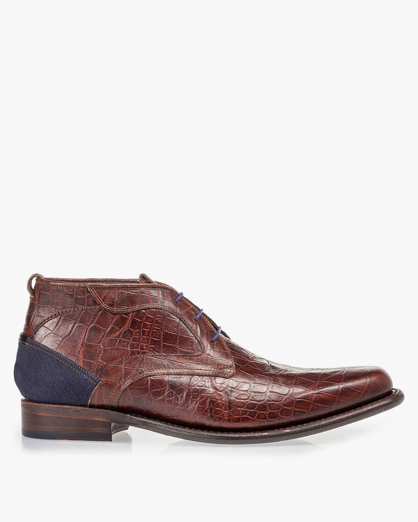 Lace boot croco print cognac