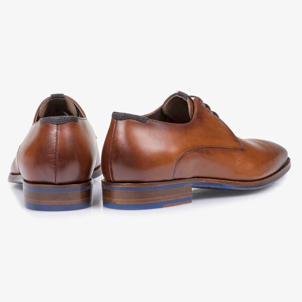 Cognac-coloured calf leather lace shoe