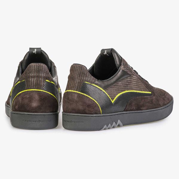 Dark brown suede sneaker with pattern